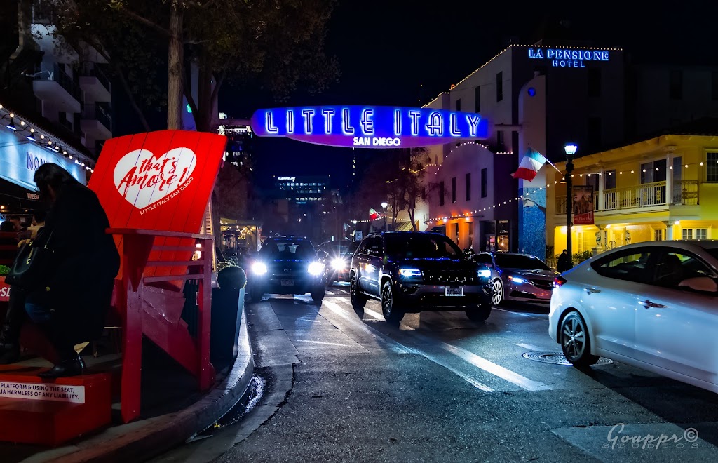 Filippis Pizza Grotto Italian Market | restaurant | 1747 India St, San Diego, CA 92101, USA | 6192321346 OR +1 619-232-1346