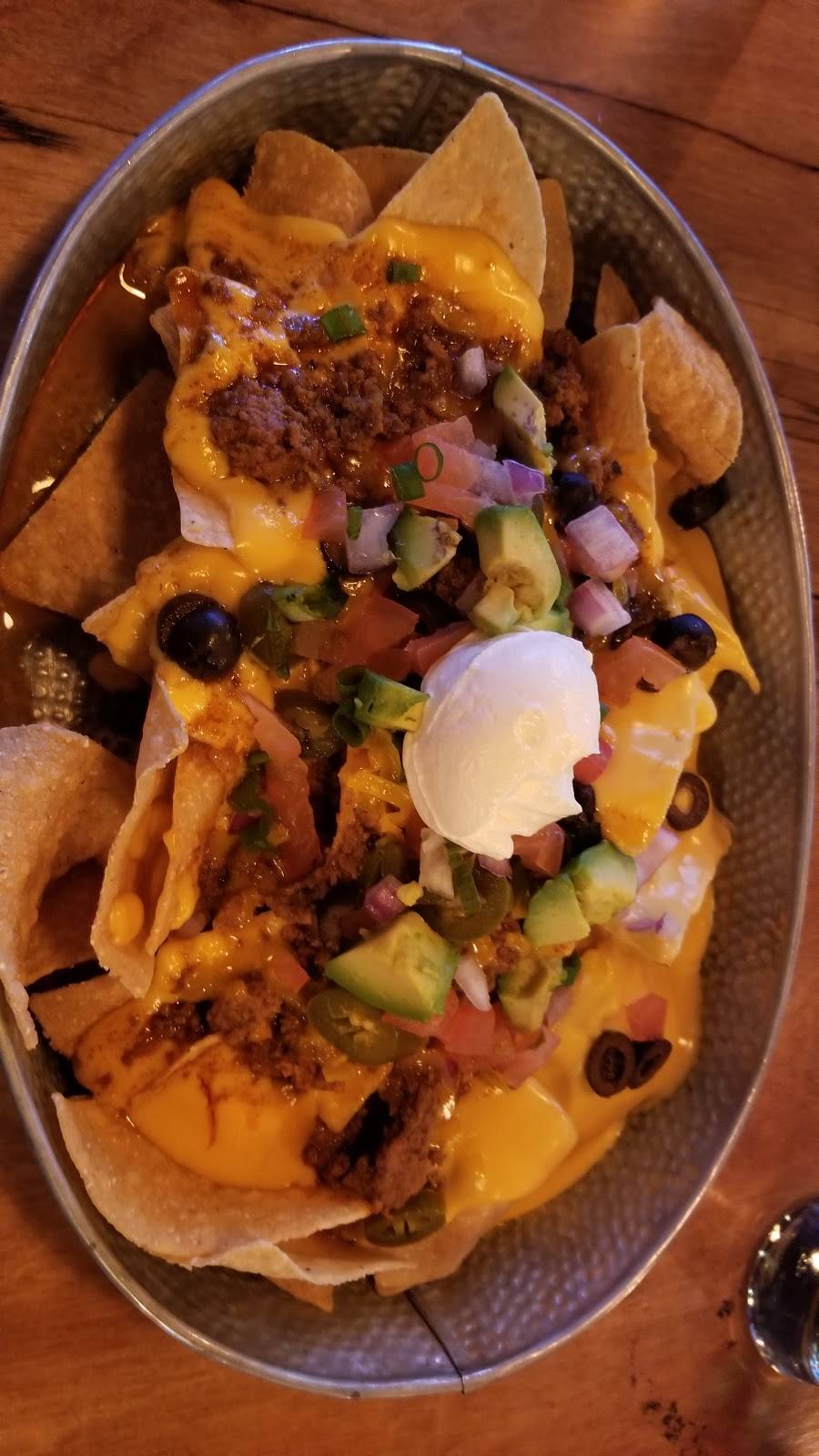 Unique Tap House | restaurant | 39809 Avenida Acacias, Murrieta, CA 92563, USA | 9514454769 OR +1 951-445-4769