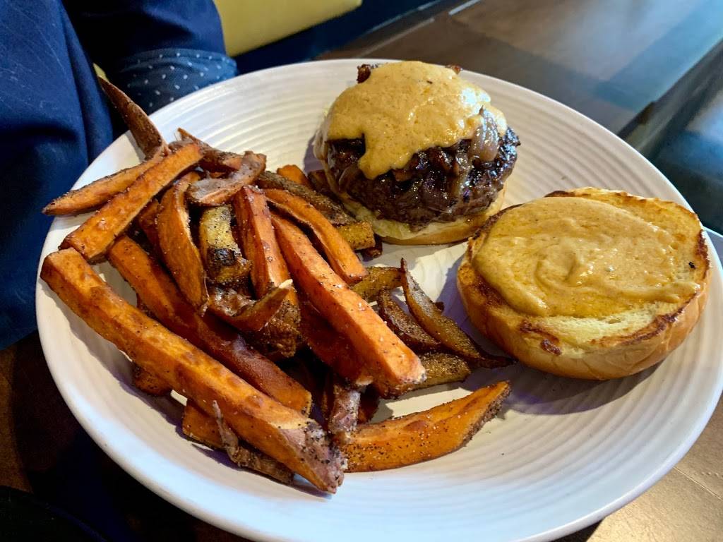 SHADE Street Food + Bar | restaurant | 10 North S Broad St, Alpharetta, GA 30009, USA | 7706765718 OR +1 770-676-5718