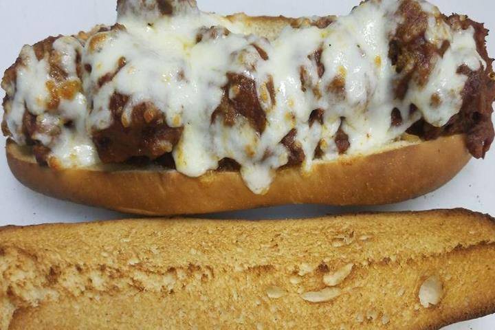 Cilinos | restaurant | 230 8th Ave SE, Wellman, IA 52356, USA | 3196464555 OR +1 319-646-4555