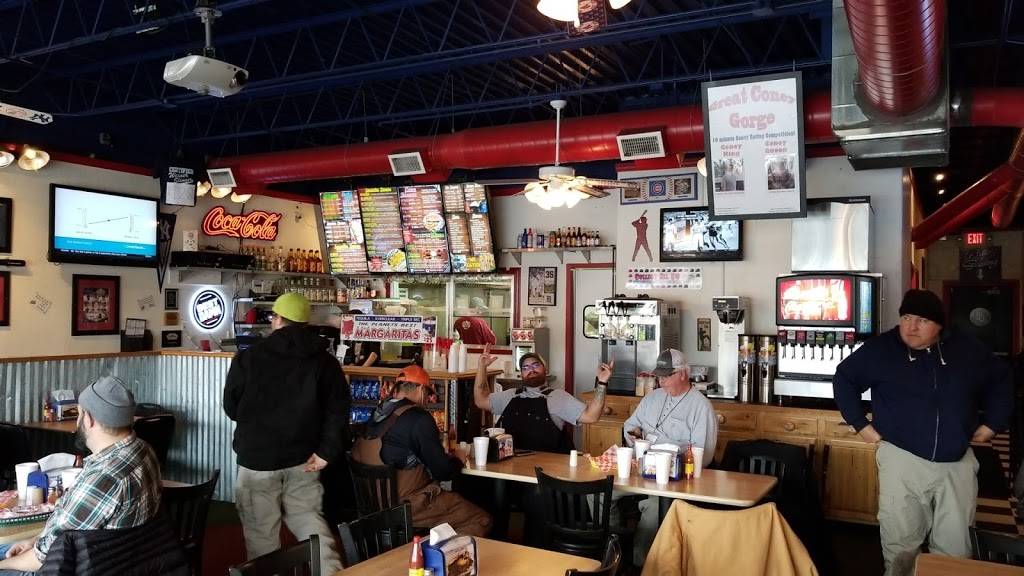 Diamond Dawgs | restaurant | 753 Asp Ave, Norman, OK 73069, USA | 4053643294 OR +1 405-364-3294