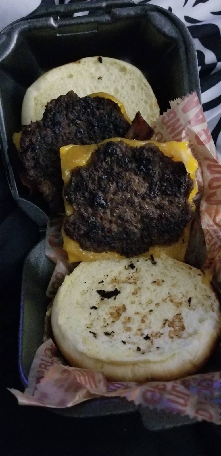 Wing Zone | restaurant | 1241 McFarland Blvd E, Tuscaloosa, AL 35404, USA | 2052104521 OR +1 205-210-4521