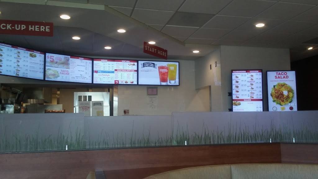 Wendys | restaurant | 11450 W 63rd St, Shawnee, KS 66203, USA | 9136315333 OR +1 913-631-5333