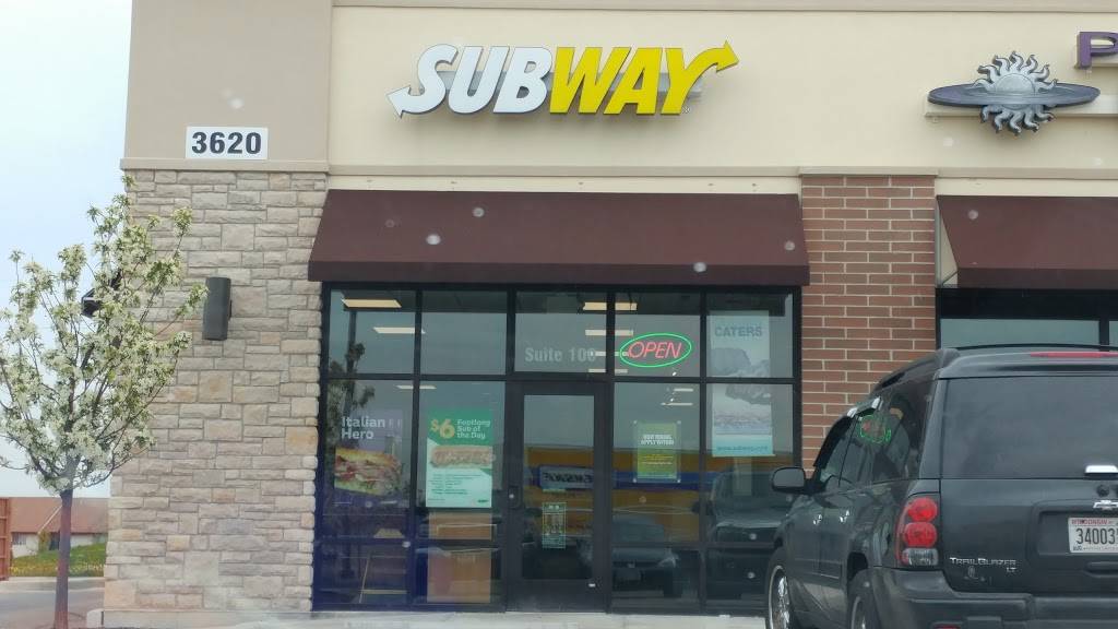 Subway | restaurant | 3620 57th Ave #100, Kenosha, WI 53144, USA | 2626576995 OR +1 262-657-6995