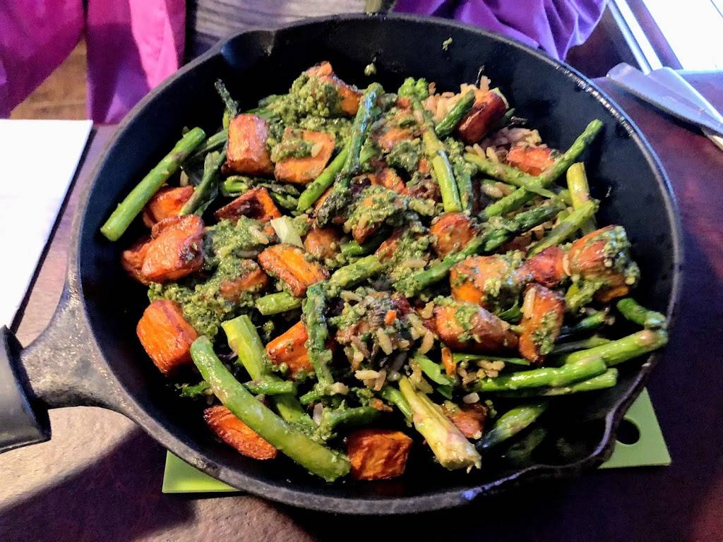 JP Fitzgeralds | restaurant | 4236 Clark St, Hamburg, NY 14075, USA | 7166494025 OR +1 716-649-4025