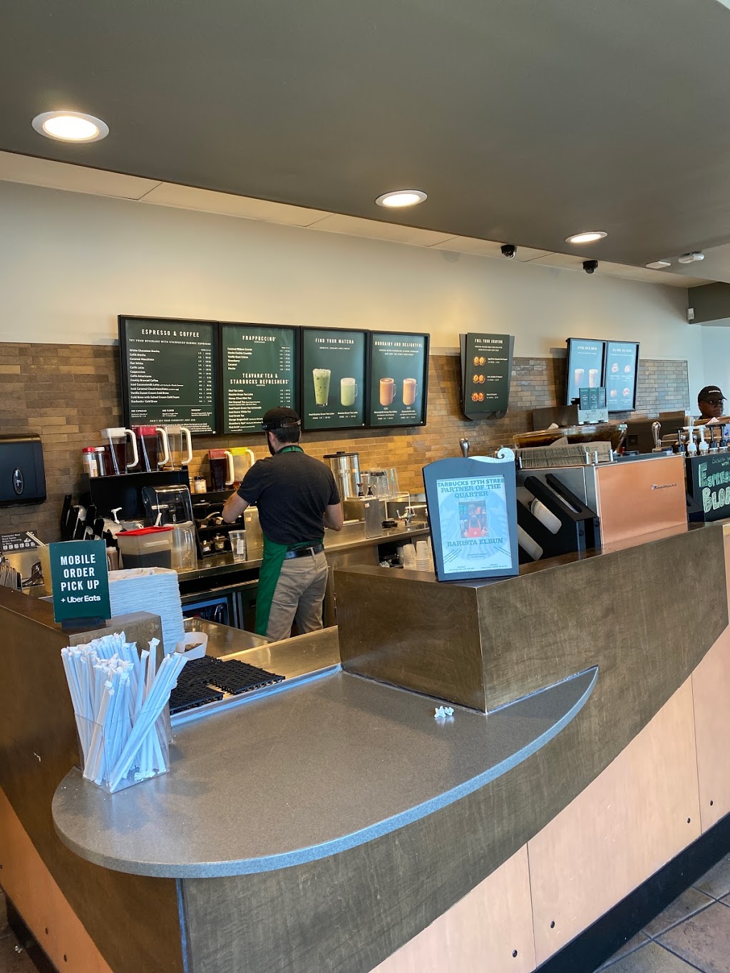 Starbucks | cafe | 1501 SE 17th St Causeway, Fort Lauderdale, FL 33316, USA | 9547670137 OR +1 954-767-0137