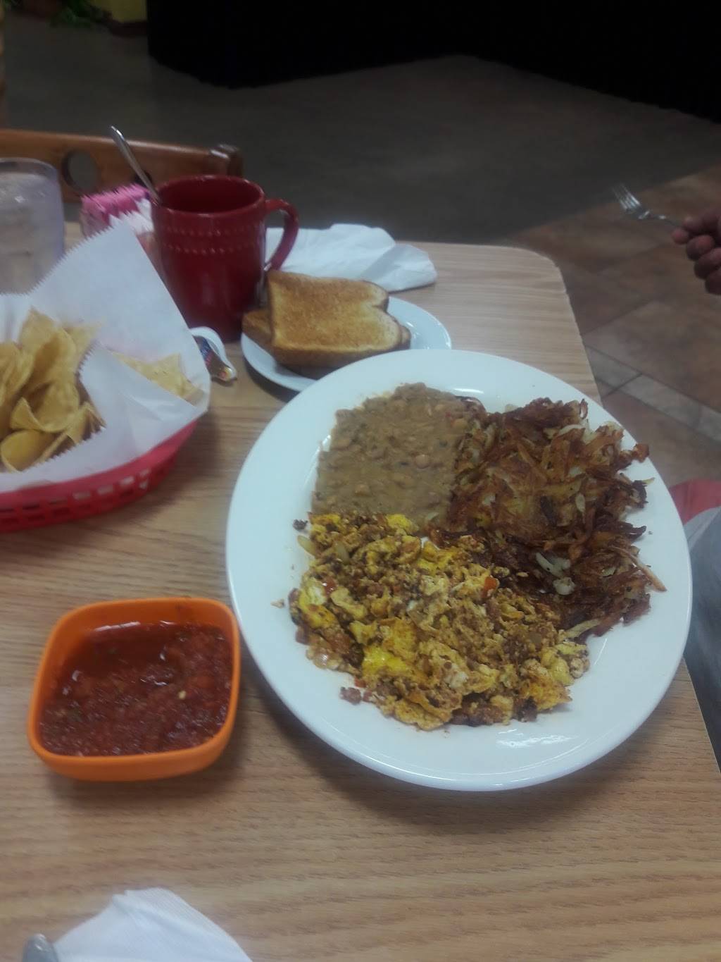 El Chaparral Grill | restaurant | 324 E McKinney St #102, Denton, TX 76201, USA | 9402431313 OR +1 940-243-1313