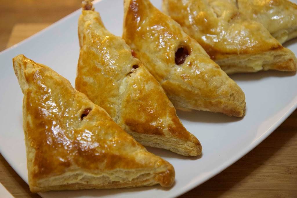 Paradise Bakery & Cafeteria | bakery | 4551 SE Maricamp Rd, Ocala, FL 34480, USA | 3526942688 OR +1 352-694-2688