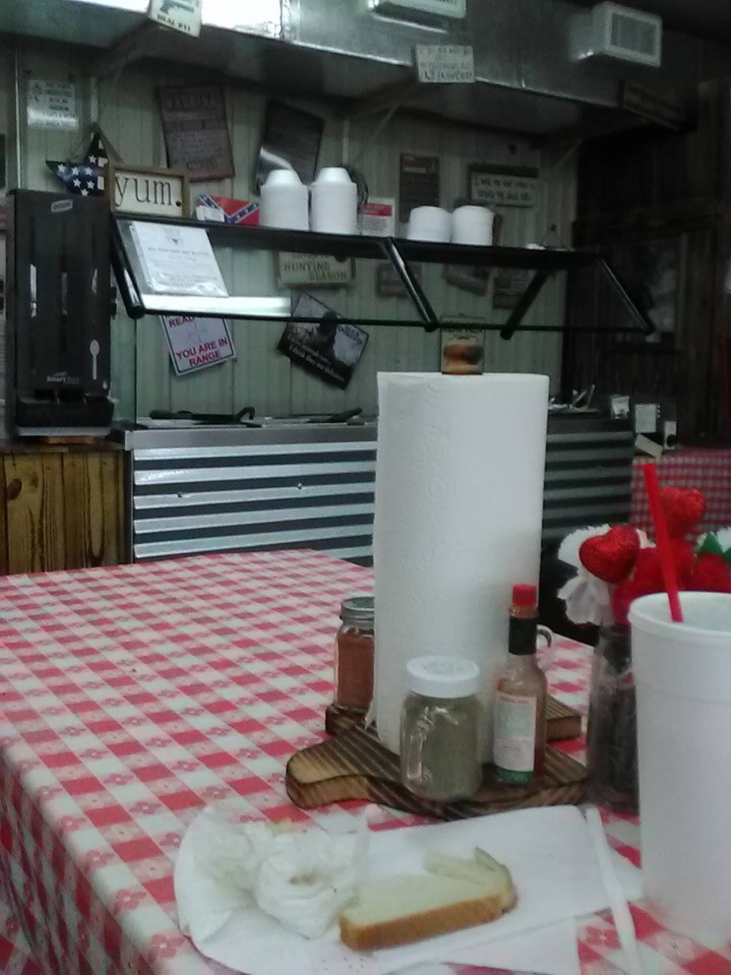 Davis BBQ and Cafe | restaurant | 2901 Nichols Ave, Bay City, TX 77414, USA | 9792442040 OR +1 979-244-2040