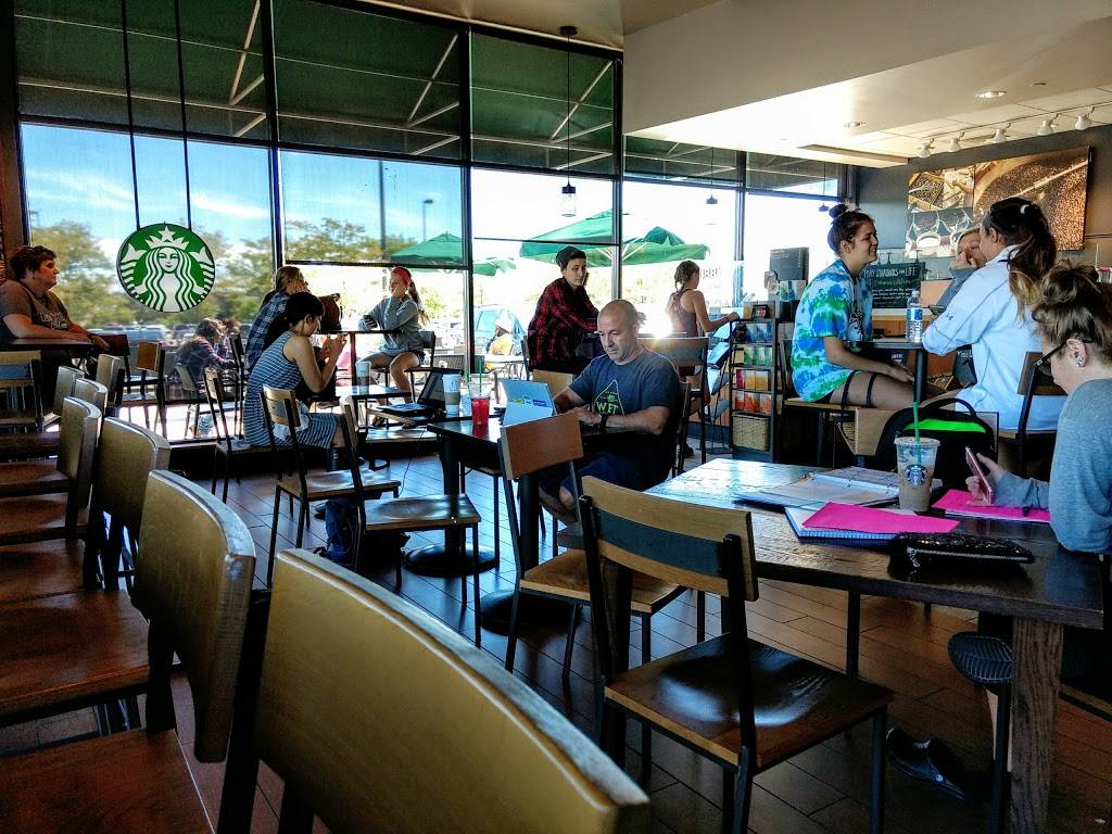 Starbucks | cafe | 307 Veterans Pkwy #510, Normal, IL 61761, USA | 3094542915 OR +1 309-454-2915