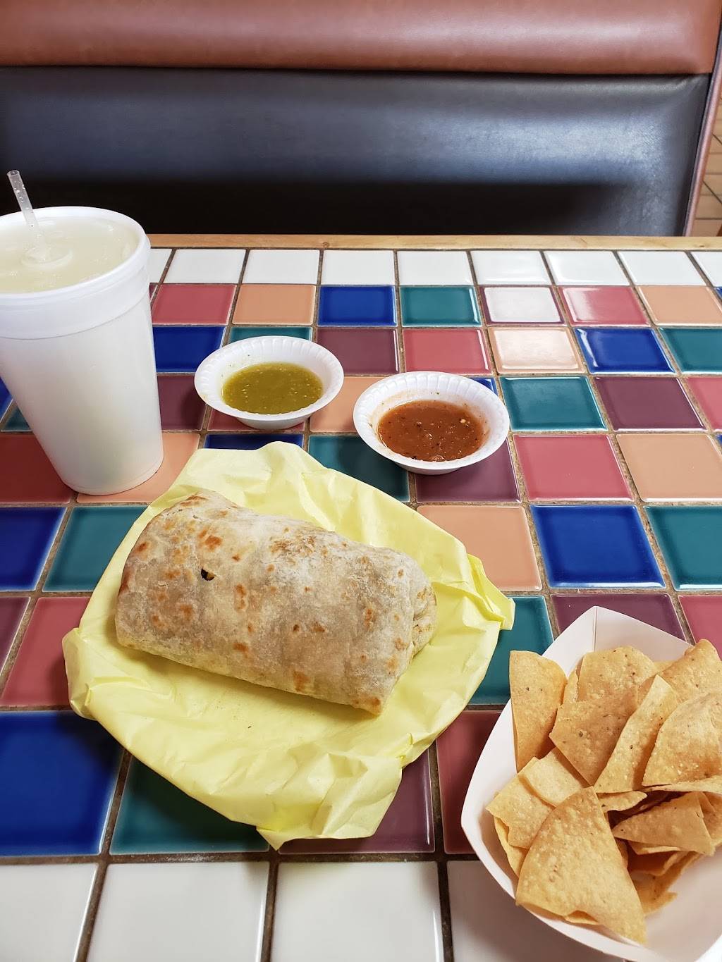 Carrillos Mexican Deli | restaurant | 2836 Cochran St, Simi Valley, CA 93065, USA | 8055228939 OR +1 805-522-8939