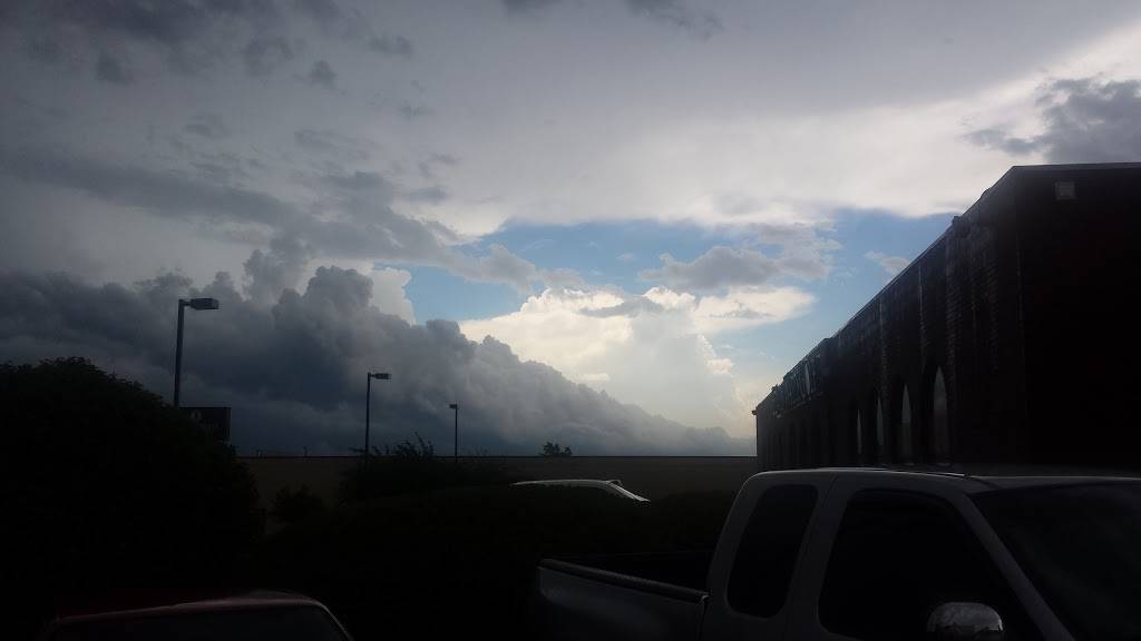 Lees Famous Recipe Chicken | restaurant | 3014 Richmond Rd, Lexington, KY 40509, USA | 8592693642 OR +1 859-269-3642