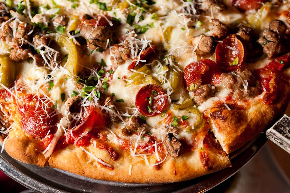 Extreme Pizza | restaurant | 2500 Mendocino Ave b, Santa Rosa, CA 95403, USA | 7078434424 OR +1 707-843-4424