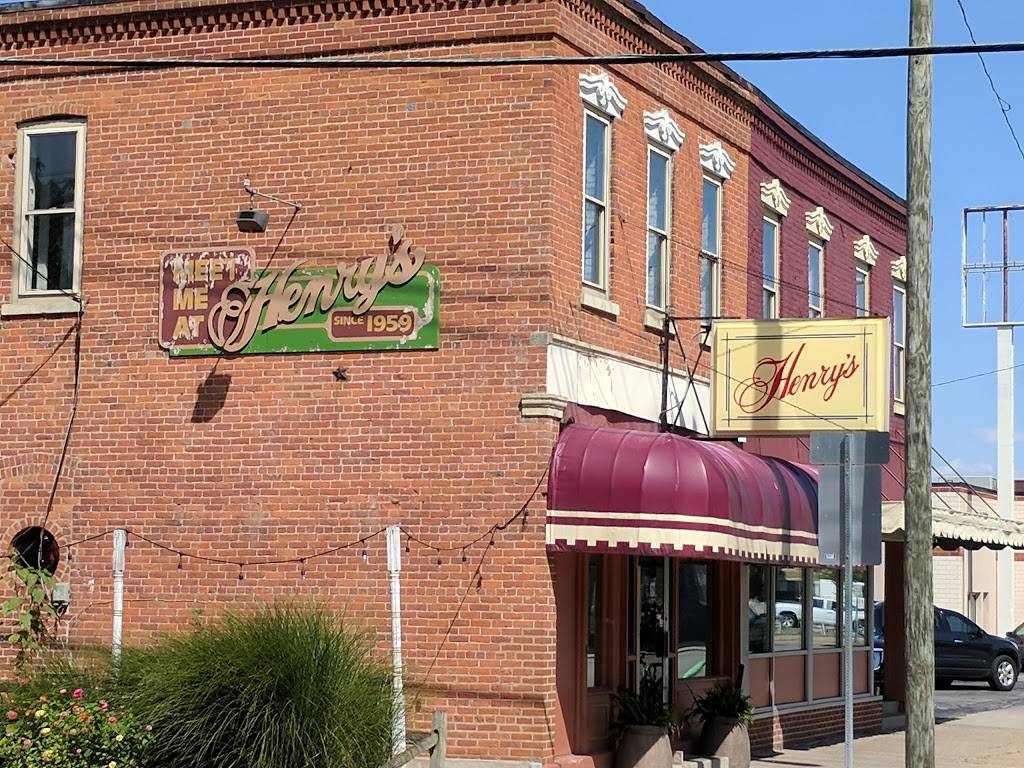 Henrys Restaurant | restaurant | 536 W Main St, Fort Wayne, IN 46802, USA | 2604260531 OR +1 260-426-0531