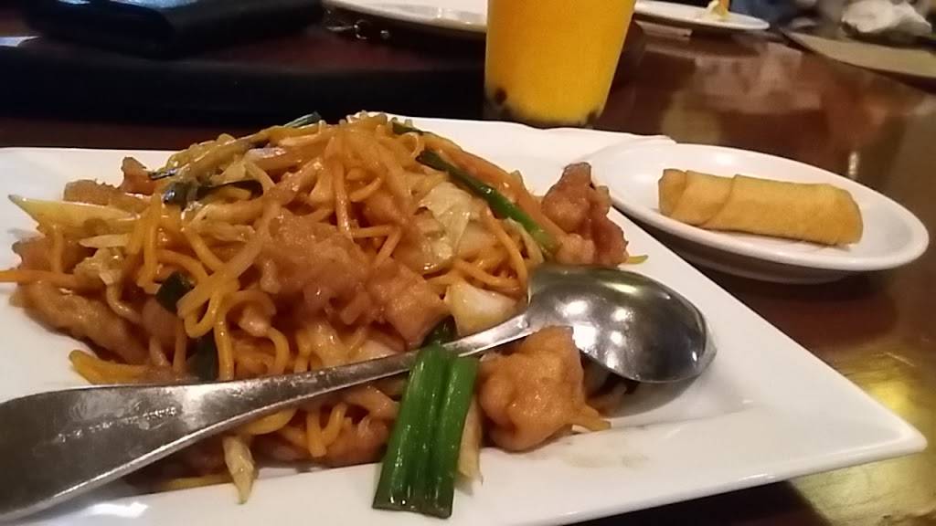 Lucky Bamboo China Bistro | meal delivery | 5855 Charlotte Pike, Nashville, TN 37209, USA | 6157605930 OR +1 615-760-5930