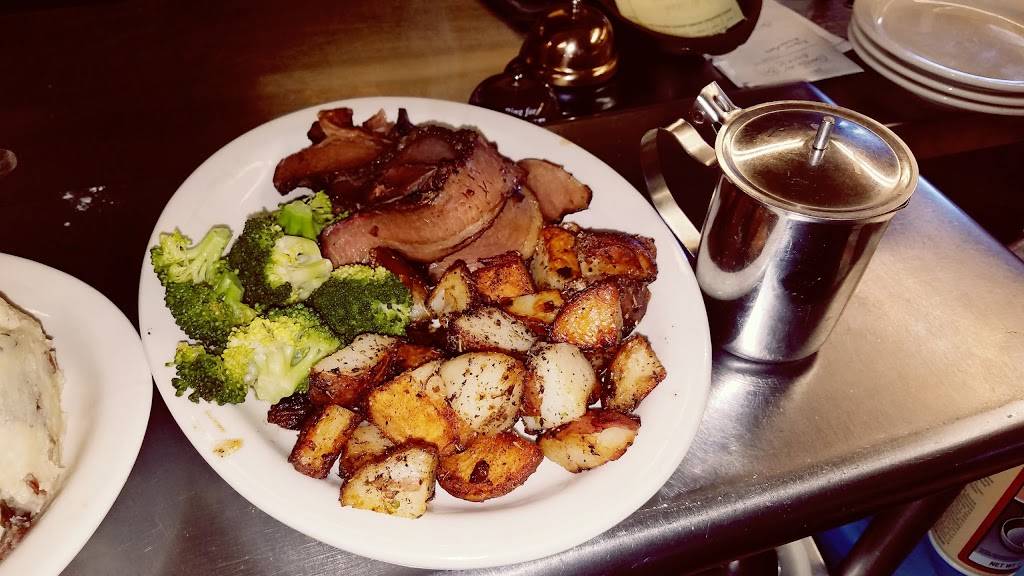 The Rivers Edge | restaurant | 302 Spring St, Winchendon, MA 01475, USA | 9782977234 OR +1 978-297-7234