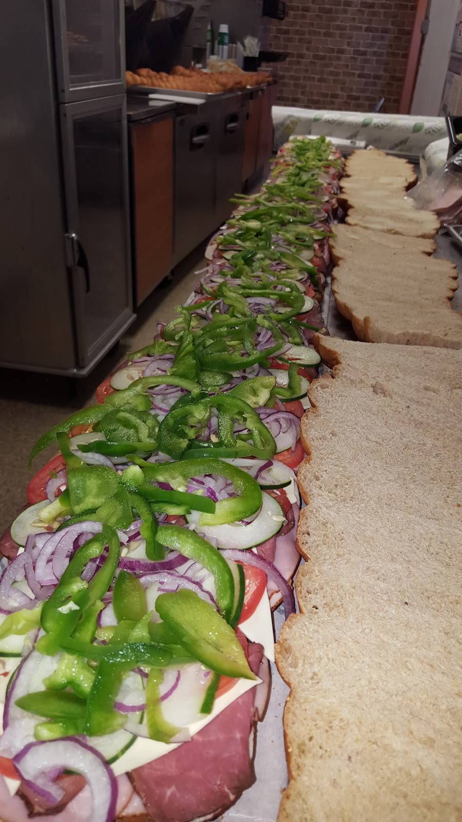 Subway Restaurants | restaurant | 8940 E 38th St, Indianapolis, IN 46226, USA | 3178977060 OR +1 317-897-7060