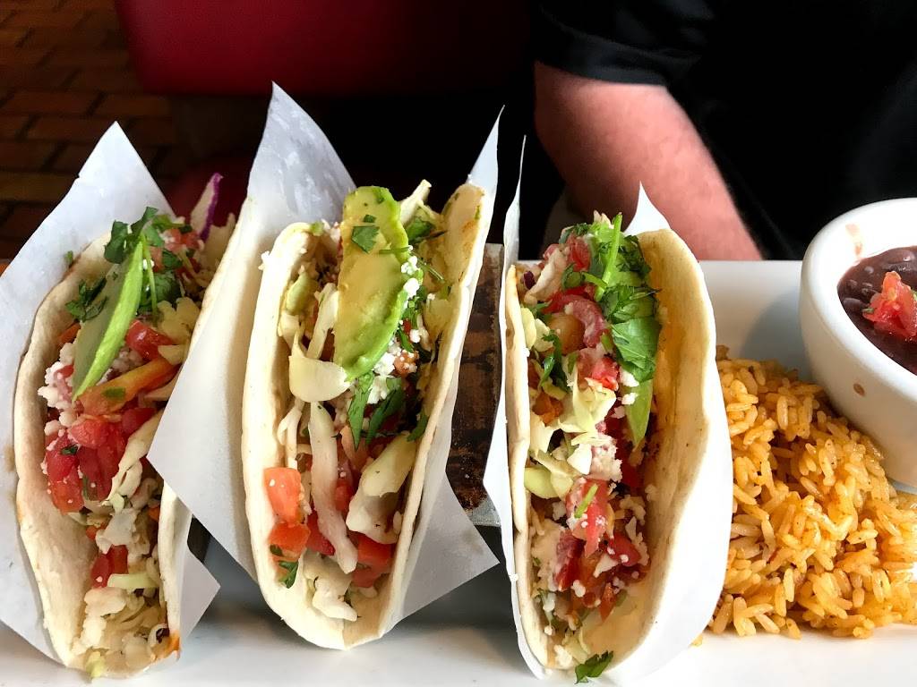 Chilis Grill & Bar | meal takeaway | 1501 Concord Ave, Concord, CA 94520, USA | 9256764062 OR +1 925-676-4062