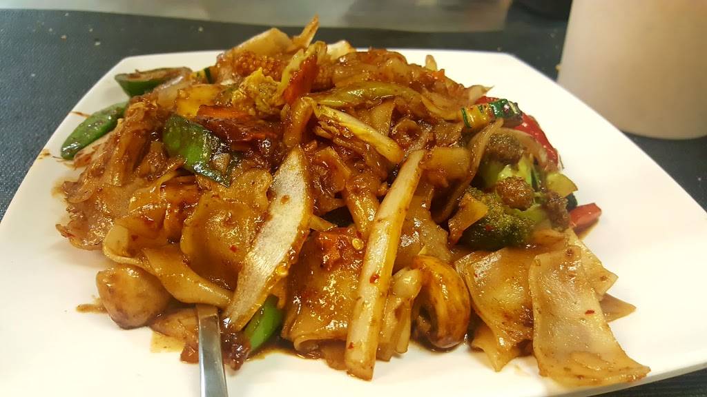 Thai Thip | restaurant | 461 W Harwood Rd, Hurst, TX 76054, USA | 8172857298 OR +1 817-285-7298