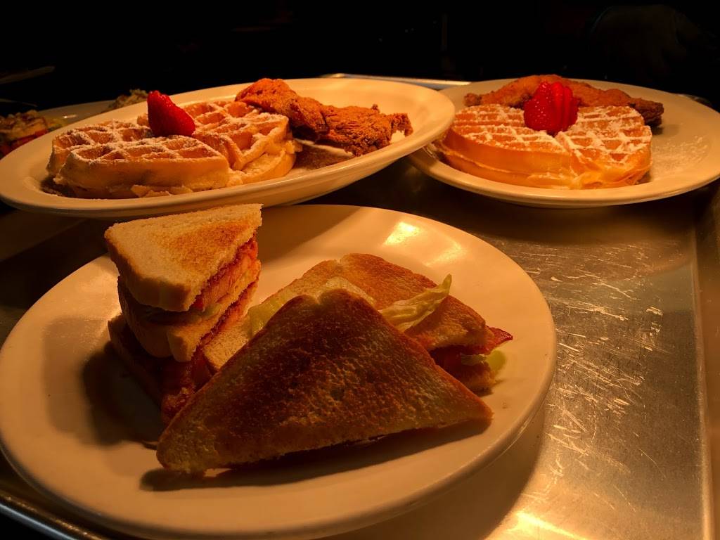 Grandma’s House | restaurant | 2007 N Holland Sylvania Rd, Sylvania, OH 43615, USA | 5673185552 OR +1 567-318-5552