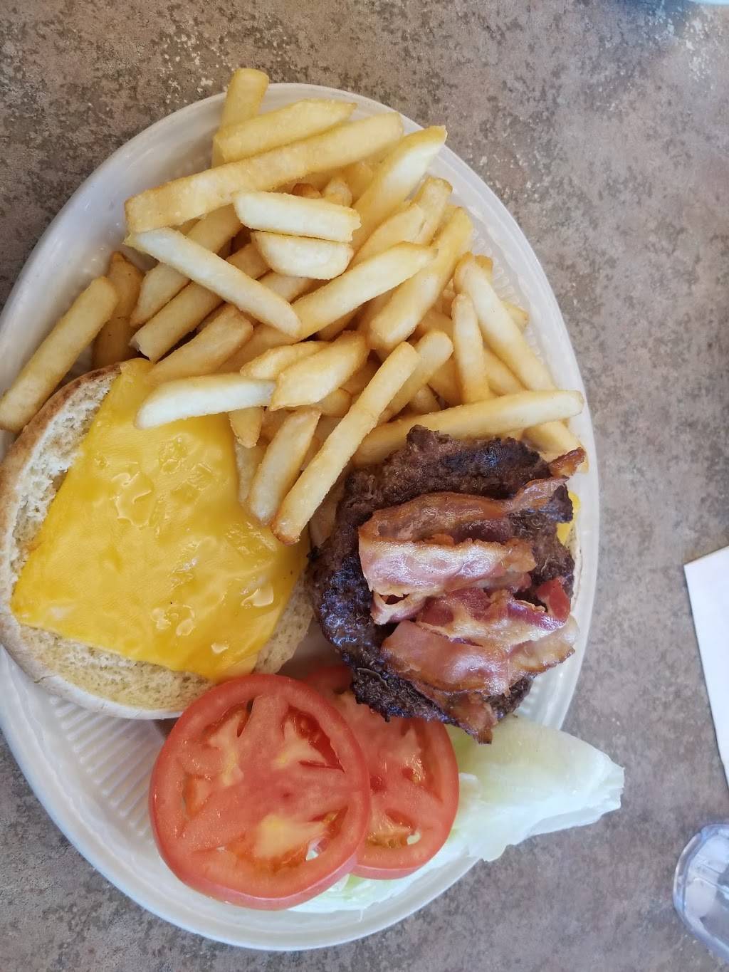 Empire Diner | restaurant | 42 Jerusalem Ave, Hicksville, NY 11801, USA | 5164333350 OR +1 516-433-3350