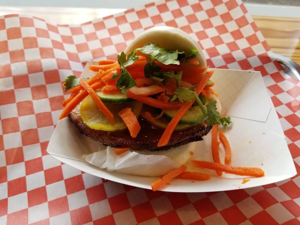 Banh Mi Boys | restaurant | 2365 Yonge St, Toronto, ON M4P 3J6, Canada | 6473453585 OR +1 647-345-3585