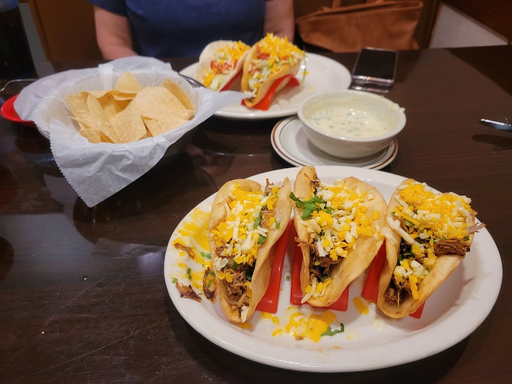 Las Catrinas Mexican Restaurant | restaurant | 2330 N Maize Rd, Wichita, KS 67205, USA | 3162391440 OR +1 316-239-1440