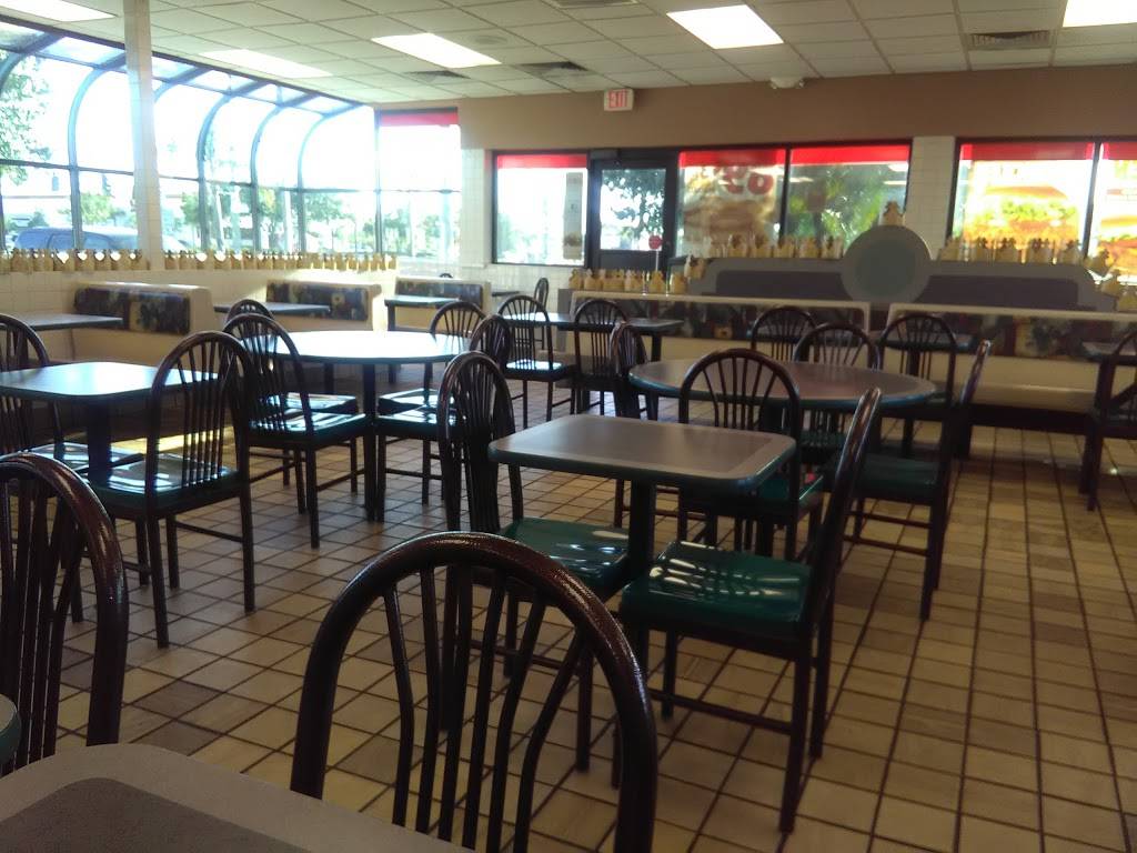 Burger King | restaurant | 5790 20th St, Vero Beach, FL 32966, USA | 7725627457 OR +1 772-562-7457