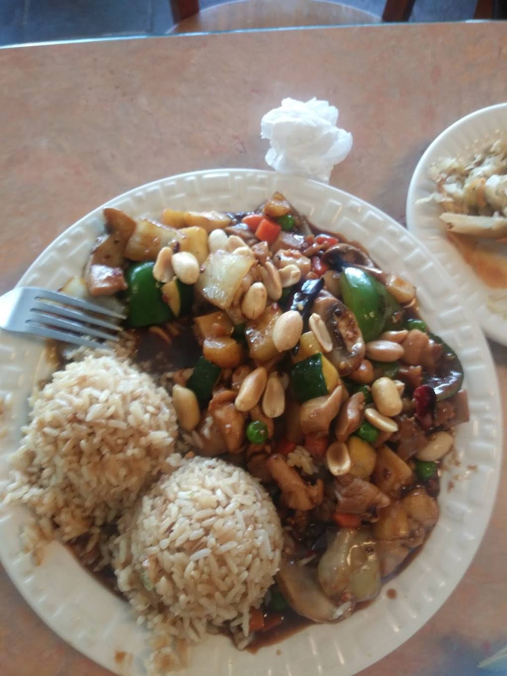 Pine Tree Garden Chinese | restaurant | 3700 Shepherd Ln, Balch Springs, TX 75180, USA | 9722860826 OR +1 972-286-0826