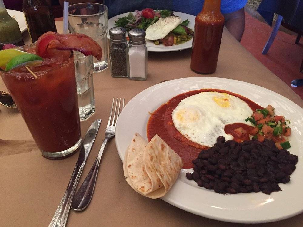 Flo | restaurant | 1434 W Chicago Ave, Chicago, IL 60642, USA | 3122430477 OR +1 312-243-0477