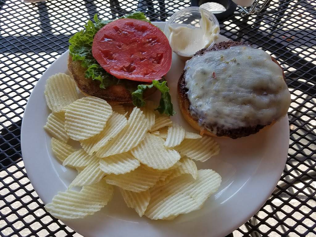 Southside Saloon & Bistro | restaurant | 1301 Chestnut St, Chattanooga, TN 37402, USA | 4237574730 OR +1 423-757-4730