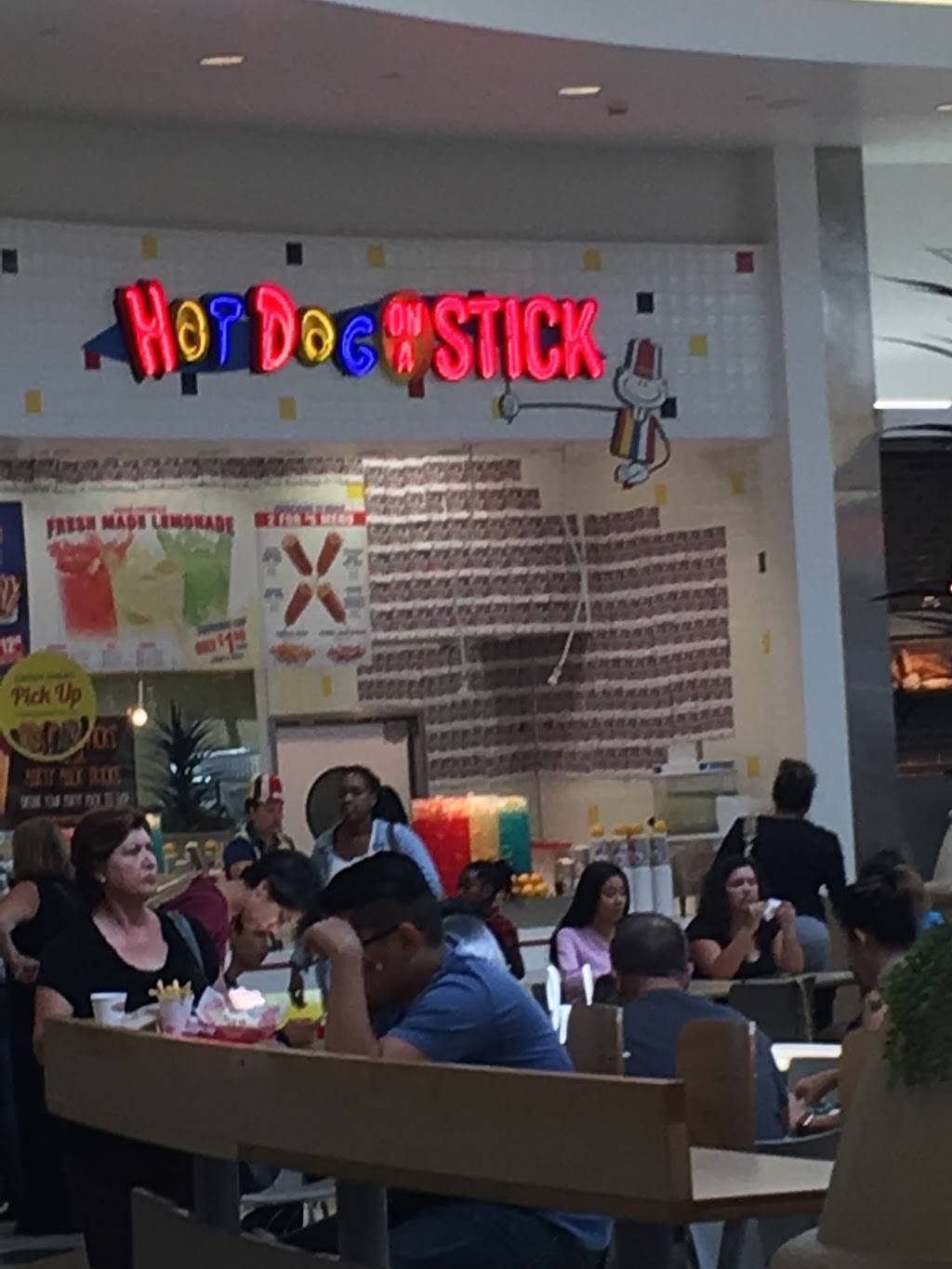 Hot Dog on a Stick | restaurant | 24201 West Valencia Blvd Suite #106, Valencia, CA 91355, USA | 6612874386 OR +1 661-287-4386