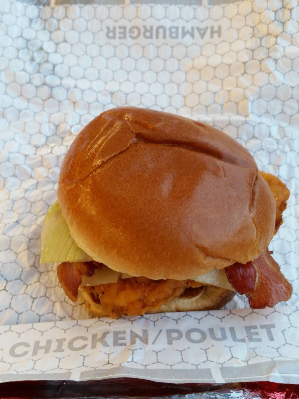 Wendys | restaurant | 2387 Fairview St, Burlington, ON L7R 2E3, Canada | 9053331199 OR +1 905-333-1199