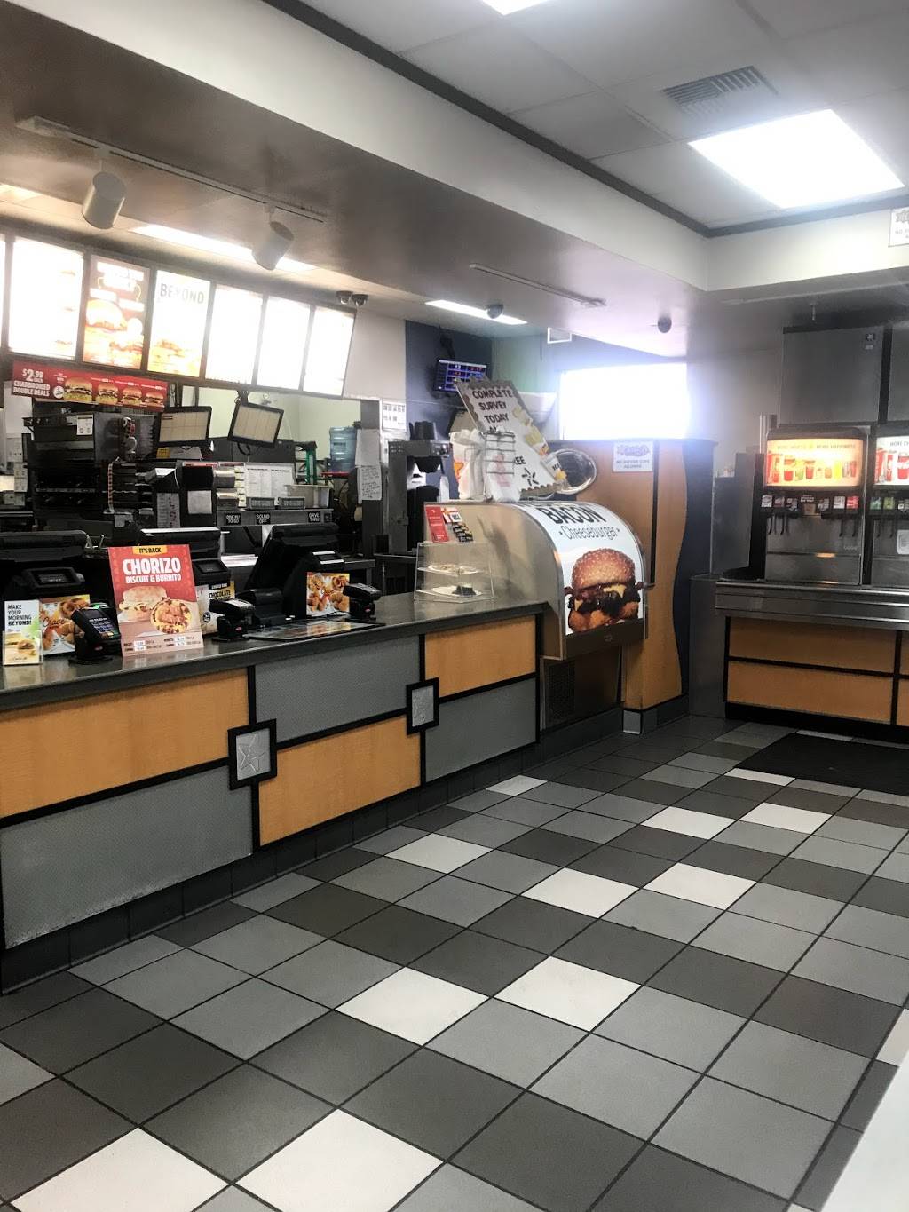 Carls Jr. | restaurant | 1898 Lee Trevino Dr, El Paso, TX 79936, USA | 9155950924 OR +1 915-595-0924