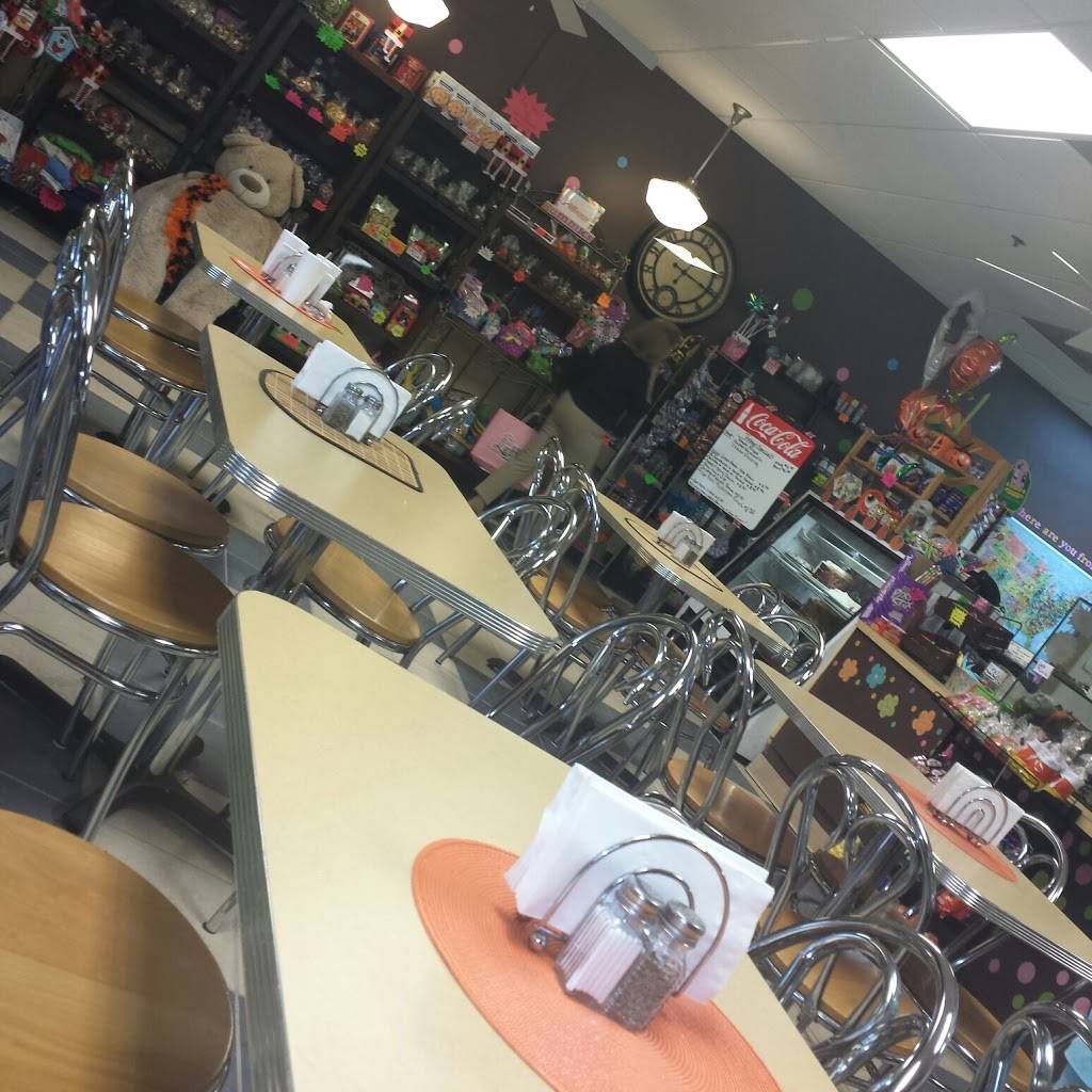 MUNCHIES | restaurant | 1407 Main St, Hilton Head Island, SC 29926, USA | 8437853354 OR +1 843-785-3354