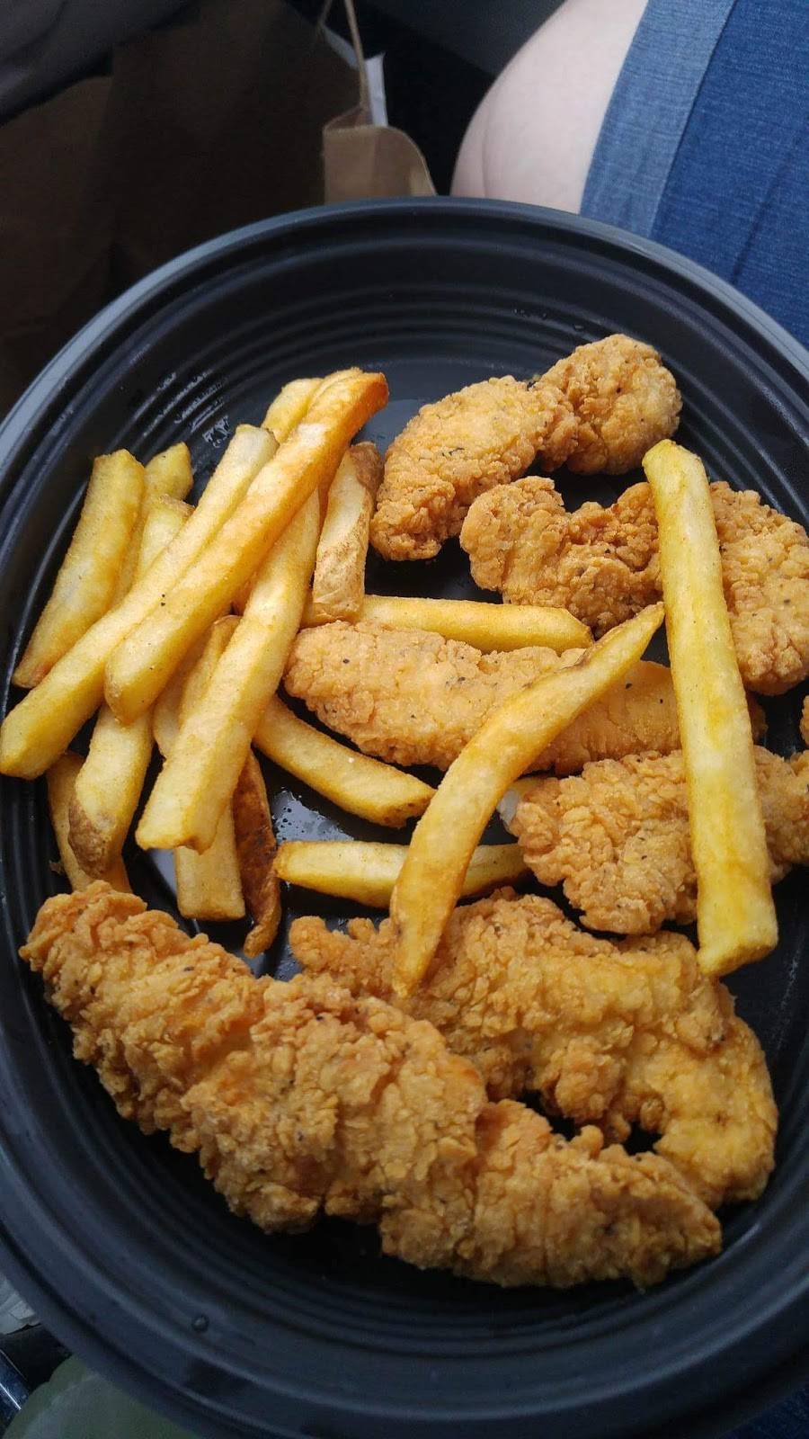 Cracker Barrel Old Country Store | restaurant | 145 Prospect Hill Rd, East Windsor, CT 06088, USA | 8606238824 OR +1 860-623-8824