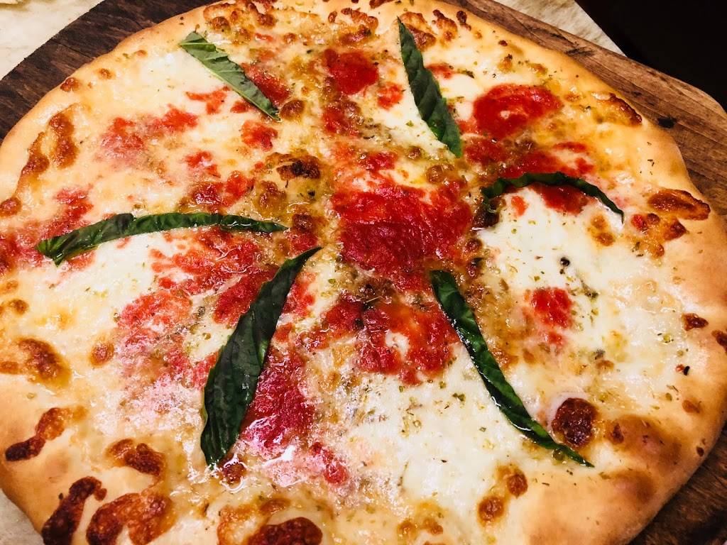 Michelangelos Pizza Pasta & Things | meal delivery | 2501, 208 Underhill Ave, West Harrison, NY 10604, USA | 9144280022 OR +1 914-428-0022
