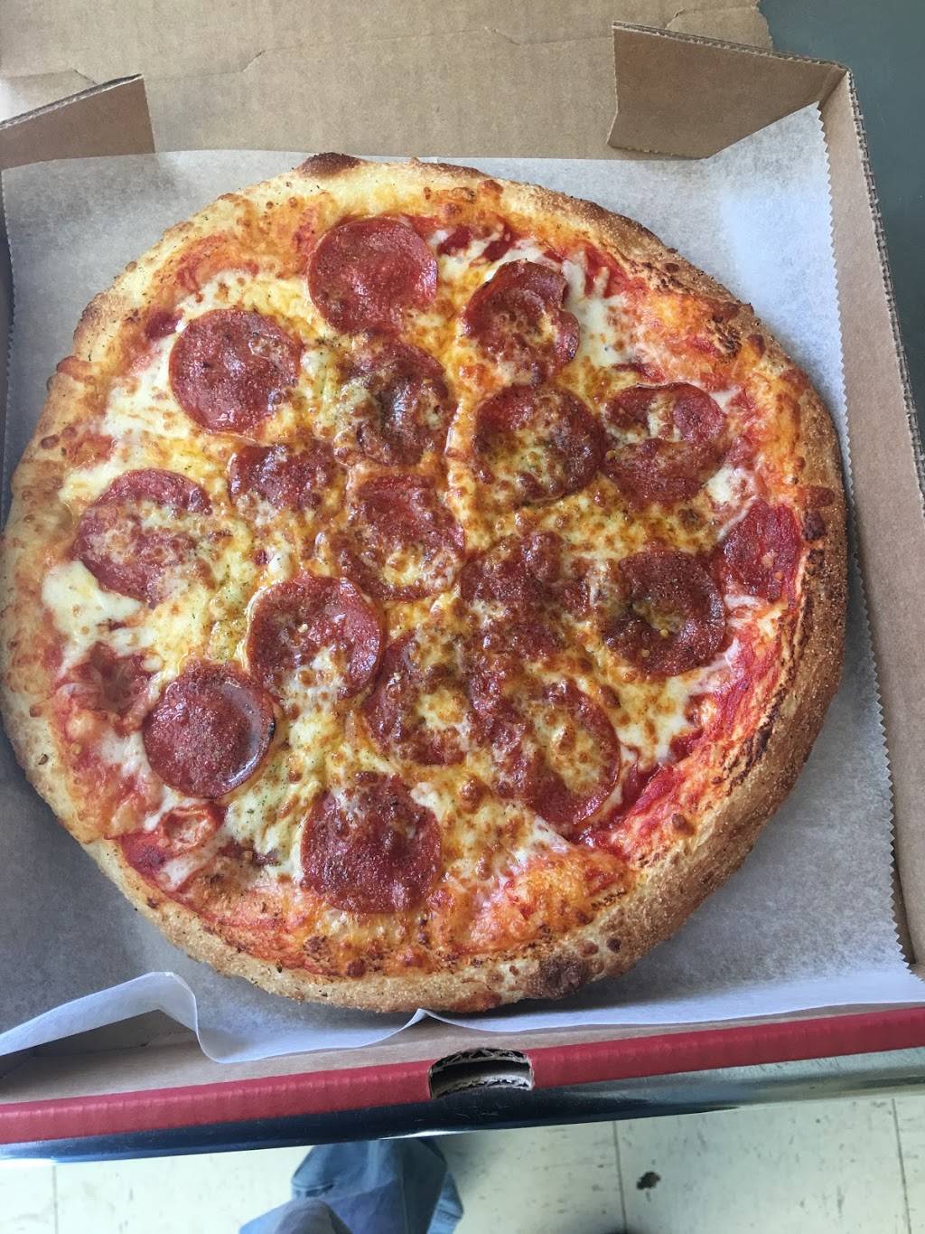 Rocky Tops Pizza- Wayne | restaurant | 360 Mcginnis Dr, Wayne, WV 25570, USA | 3042729988 OR +1 304-272-9988