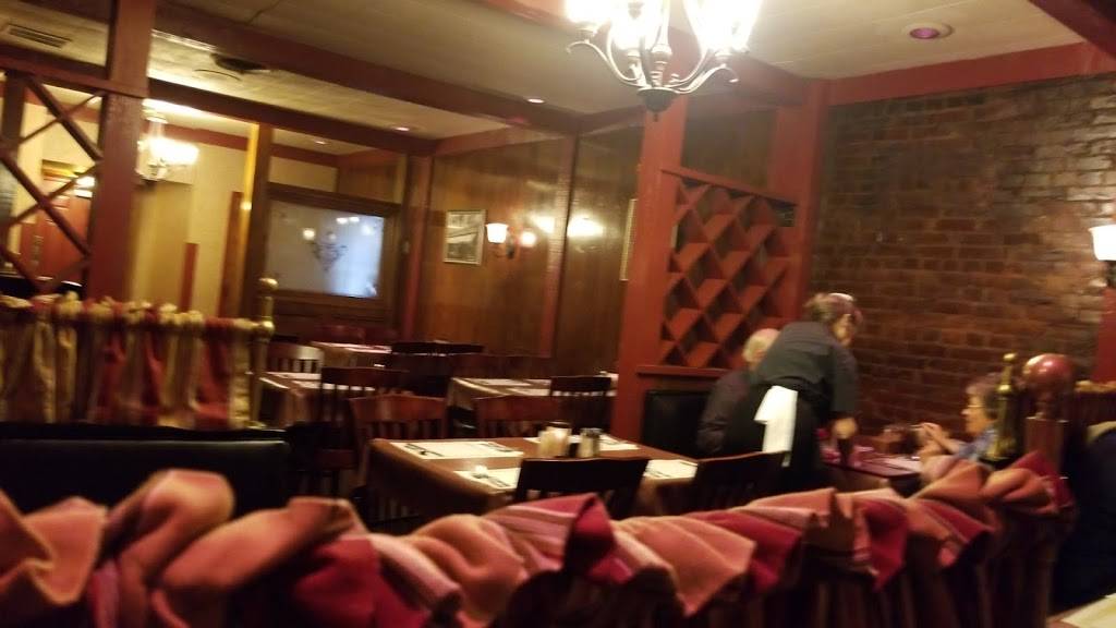 Pios Restaurant and Cocktail Lounge | restaurant | 403 1st Capitol Dr, St Charles, MO 63301, USA | 6369462522 OR +1 636-946-2522