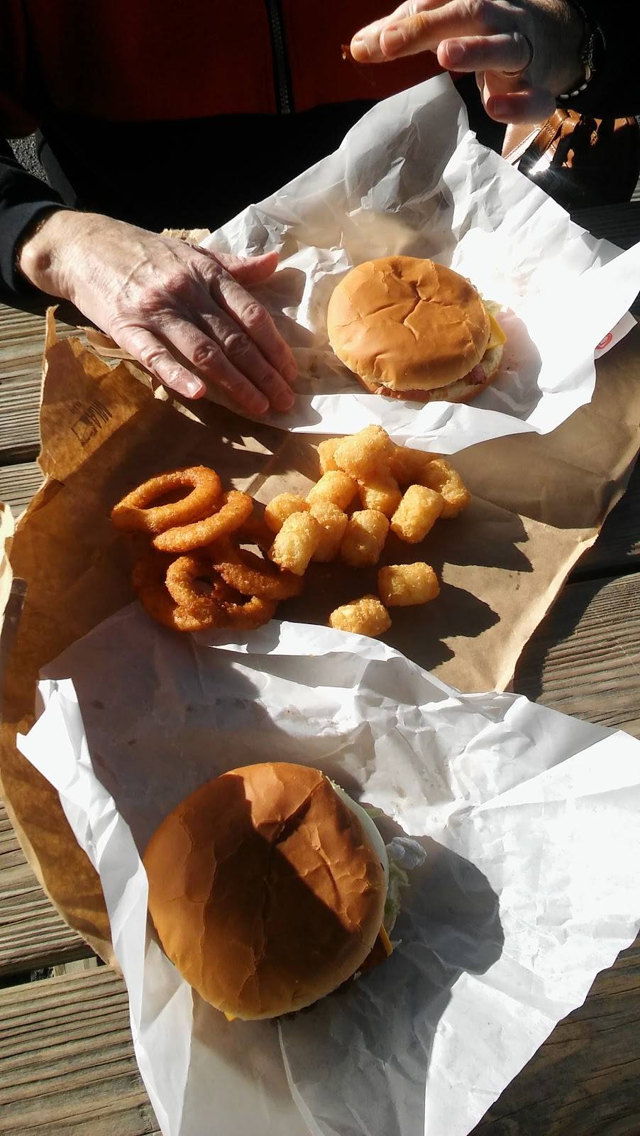 Dairy Kream | restaurant | 796 E Main St, Tupelo, MS 38804, USA | 6628427838 OR +1 662-842-7838