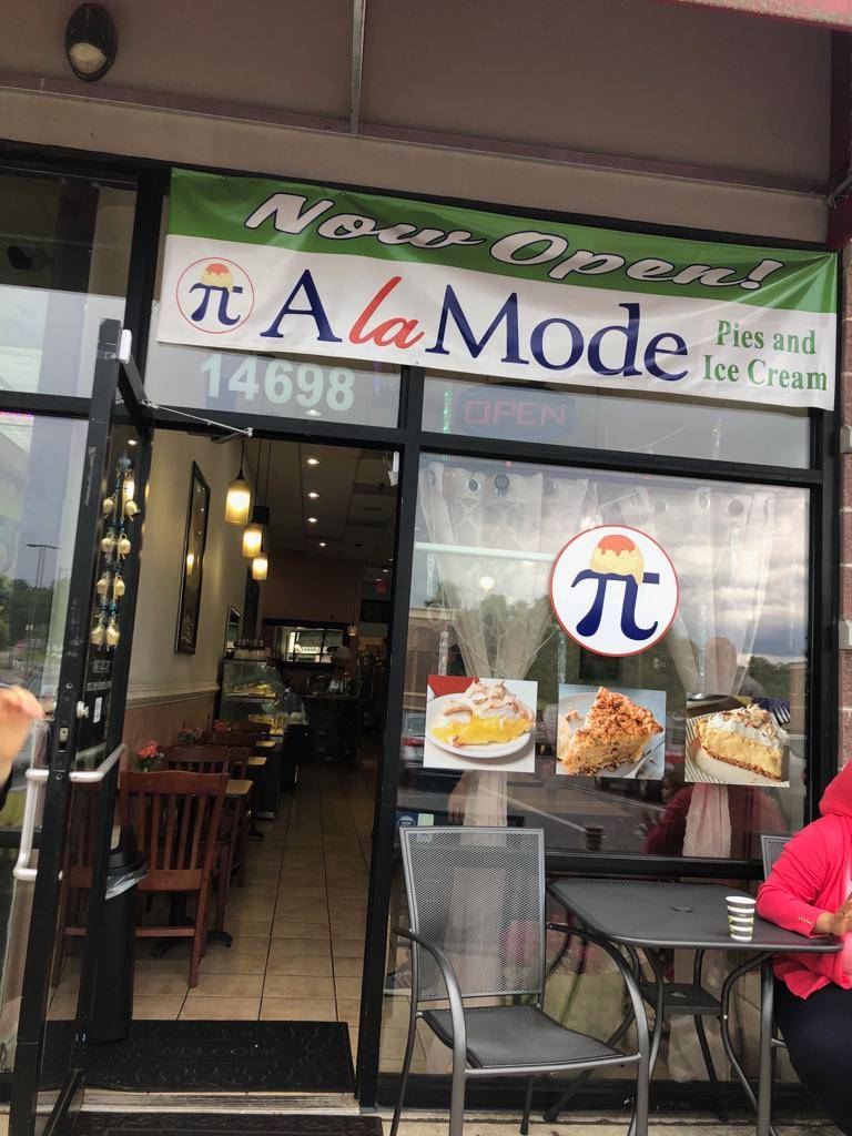 A la mode Pies and Ice Cream | restaurant | 14698 Lee Hwy, Gainesville, VA 20155, USA | 7037431389 OR +1 703-743-1389