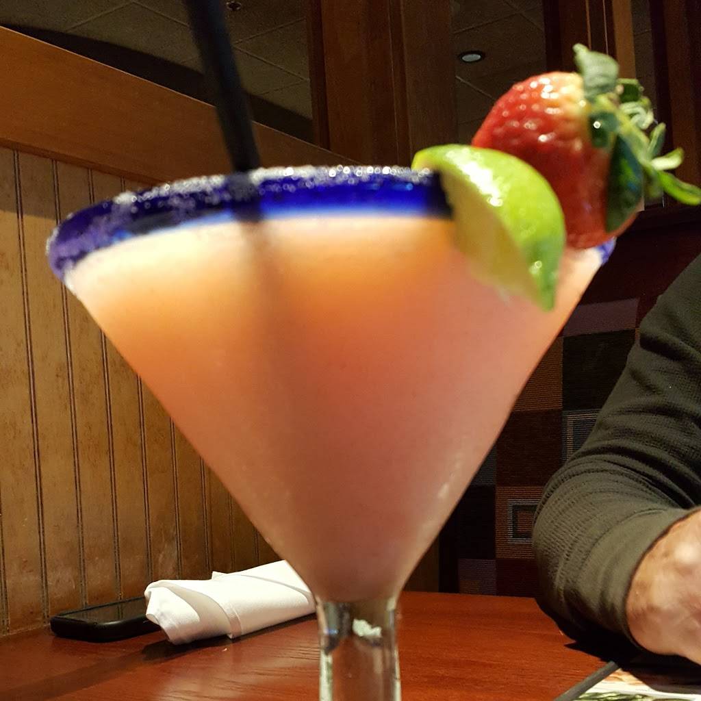 Red Lobster | restaurant | 8180 Rosedale Hwy, Bakersfield, CA 93312, USA | 6615899956 OR +1 661-589-9956