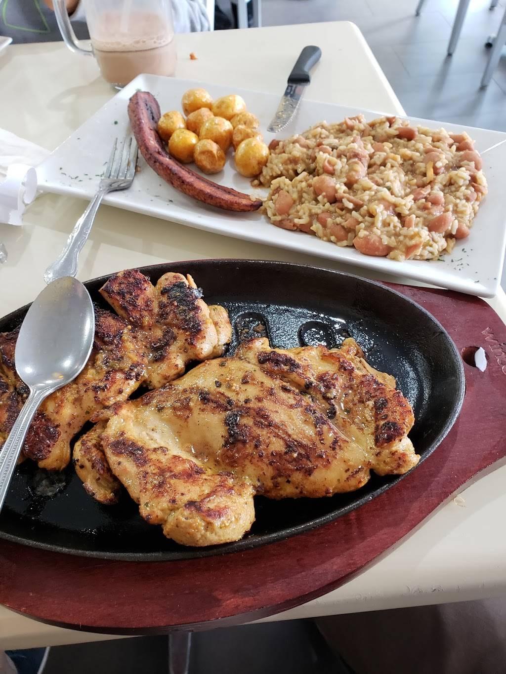 Makondo Latin Restaurant & Bar | restaurant | 45 N Main St, Norwalk, CT 06854, USA | 2032867675 OR +1 203-286-7675