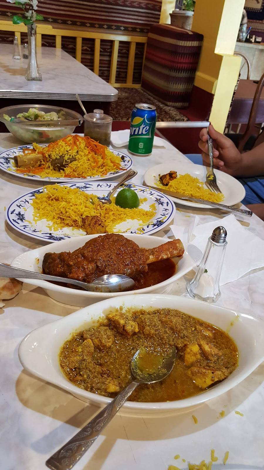 Saffron Kabob House | restaurant | 5711 Hillcroft St # B2, Houston, TX 77036, USA | 7137844100 OR +1 713-784-4100