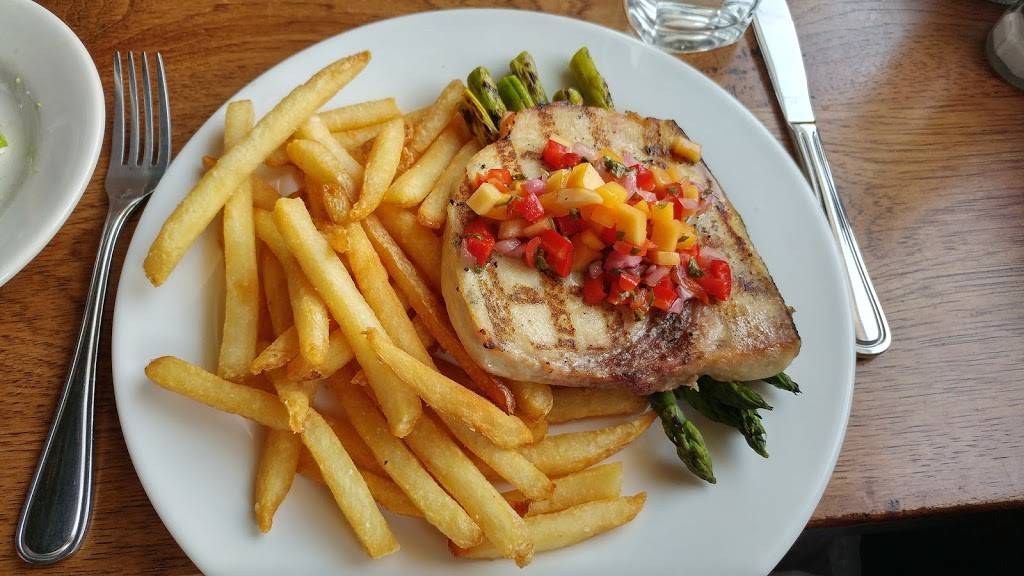 The Studio | restaurant | 51 Rocky Neck Ave, Gloucester, MA 01930, USA | 9788794896 OR +1 978-879-4896