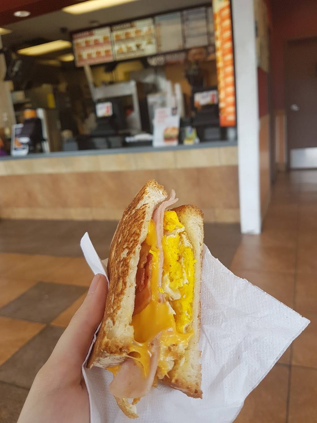 Jack in the Box | restaurant | 10004 Telephone Rd, Houston, TX 77075, USA | 7139912597 OR +1 713-991-2597