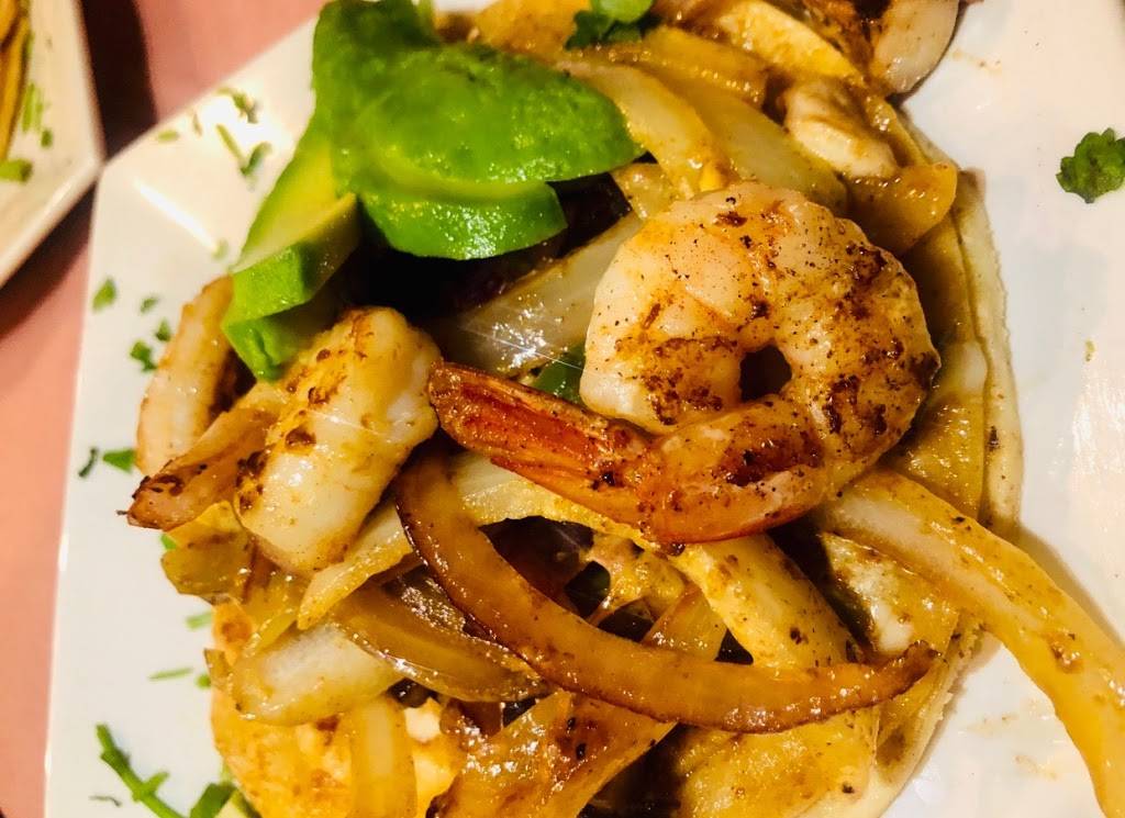 El Guero Comida Estilo Michoacan - Catering Services | restaurant | 10759 Magnolia Ave suite o, Riverside, CA 92503, USA | 9515252864 OR +1 951-525-2864