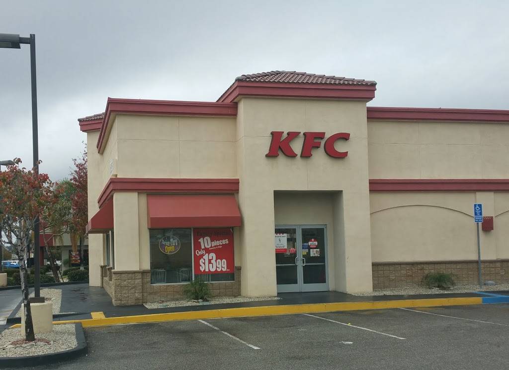 KFC | restaurant | 1595 E Los Angeles Ave, Simi Valley, CA 93065, USA | 8055832631 OR +1 805-583-2631