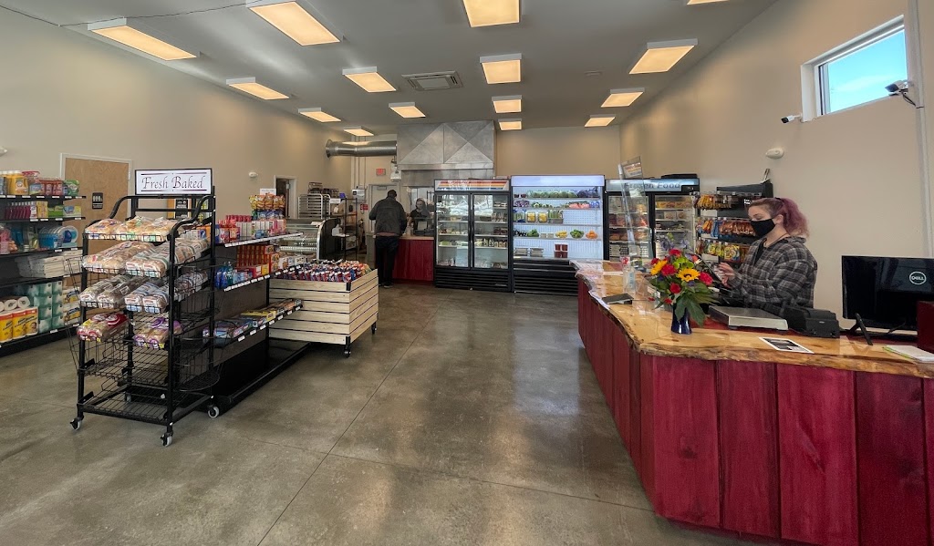 Red Barn Market & Deli | restaurant | 47 Tilley Dr, South Burlington, VT 05403, USA | 8028603990 OR +1 802-860-3990