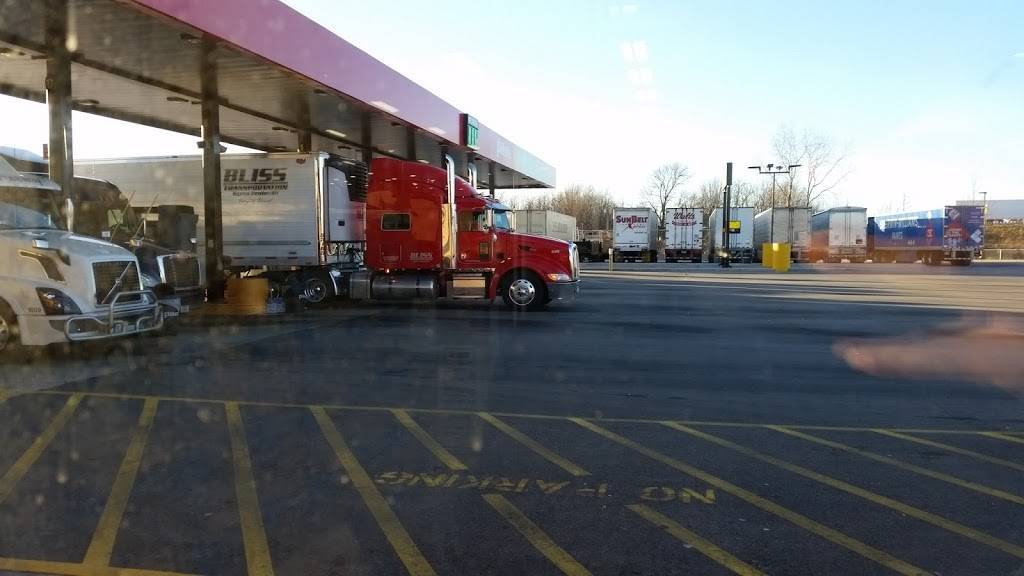 Pilot Travel Center | restaurant | 853 Interchange Dr, Holland, MI 49423, USA | 6167962240 OR +1 616-796-2240